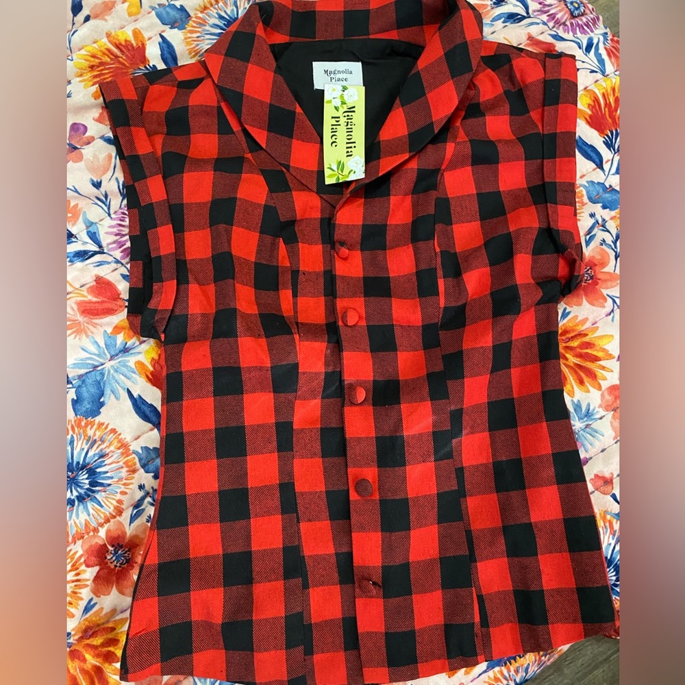 Buffalo plaid sleeveless top